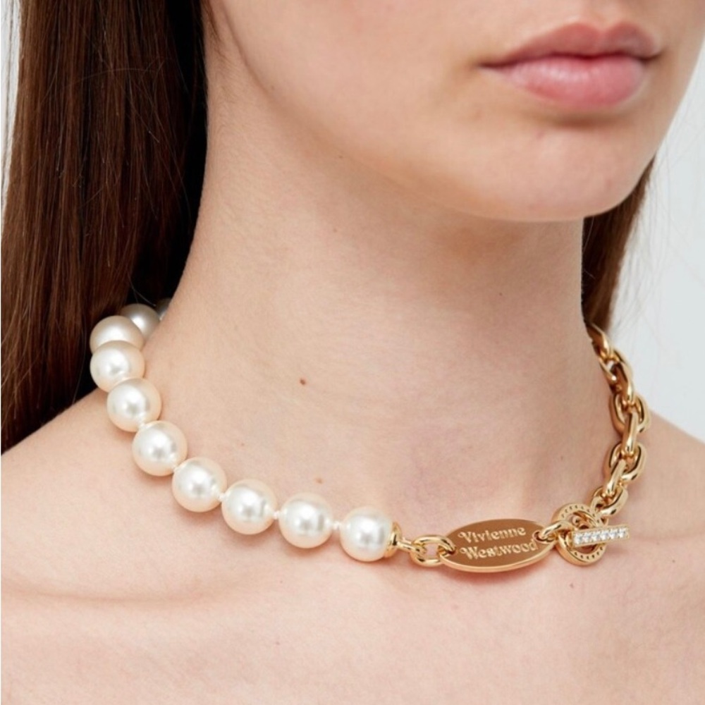 🔥100% Authentic VIVIENNE WESTWOOD Yolanda Necklace - Picture 1 of 10